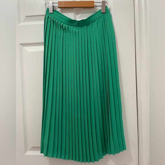 J. Crew Accordion Pleated Kelly Green Midi Skirt - Picture 2 of 7